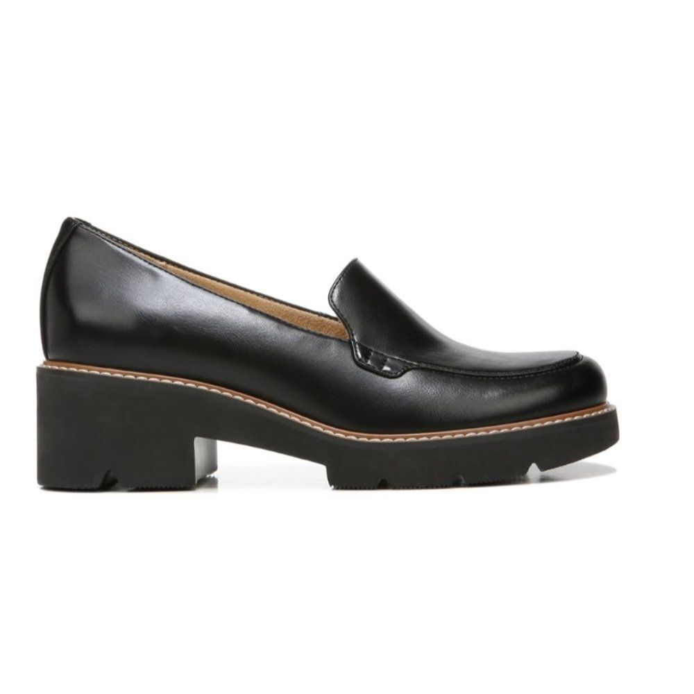 Naturalizer Women's, Cabaret Slip-On (WIDE) - Picture 13 of 13
